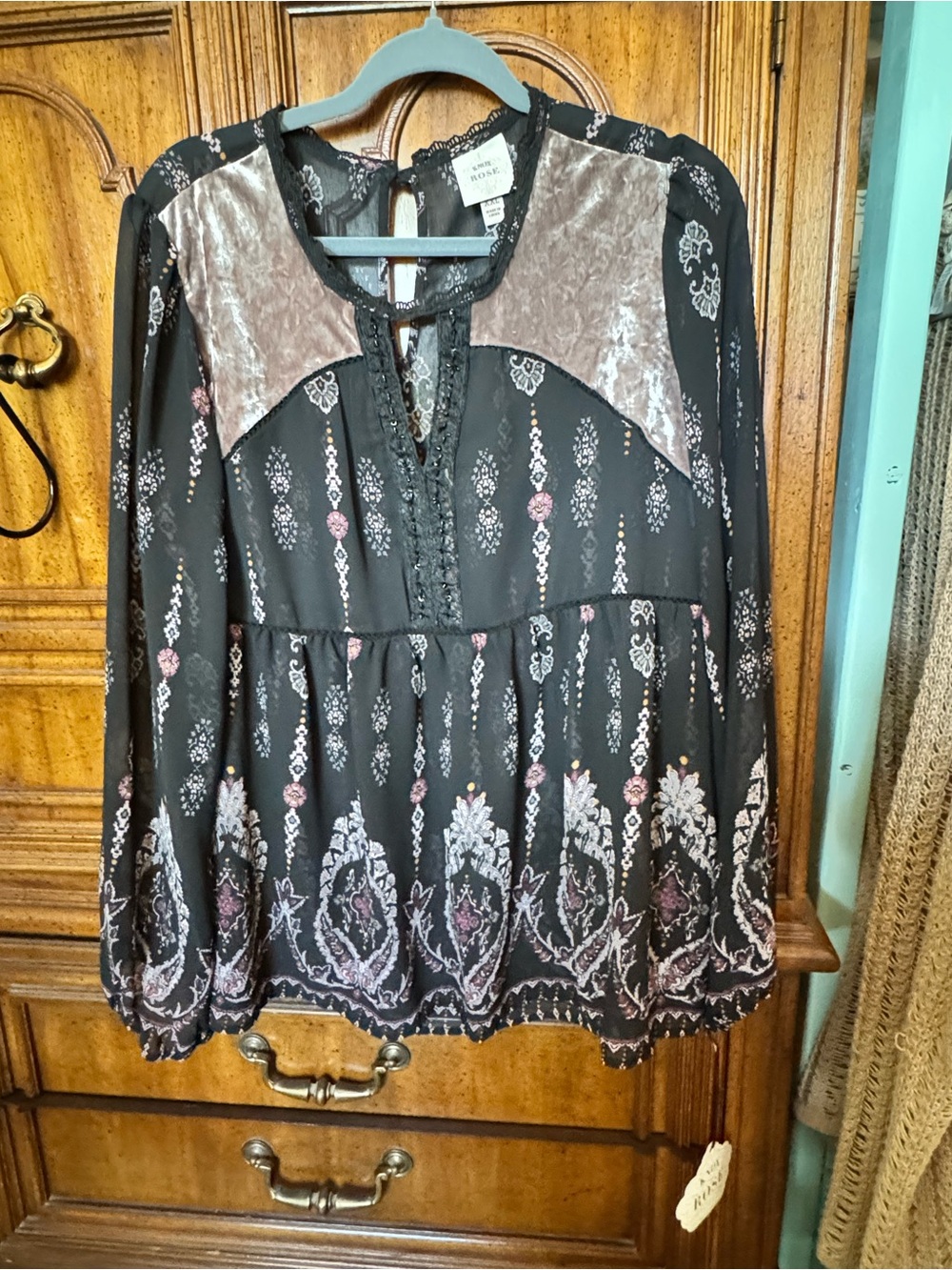 NWT Knox Rose  Black Velvet-Yoke Printed Peasant Blouse XXL